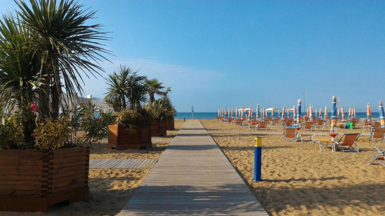 Appartamenti Angela E Pordenone Bibione Eksteriør bilde